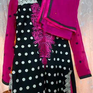 ❗Price Drop Pakistani Heavy Long Kurti With Dupatt