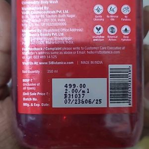 St. Botanica Strawberry & Vit E Bodywash