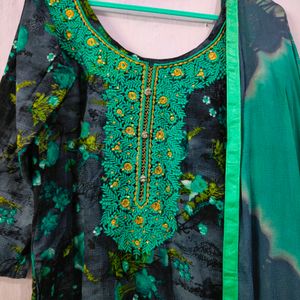 Beautiful Suit With Dupatta