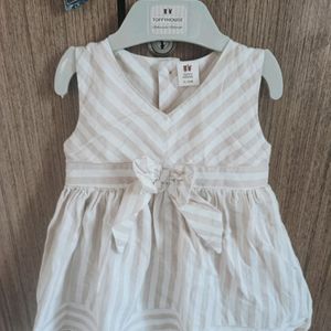 Sleeveless Stripped Frock