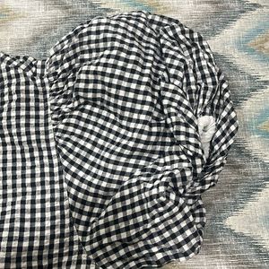 Baloon Sleeves Balck And White Check Top