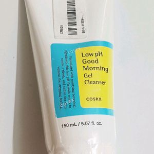 COSRX  Low pH Good Morning Gel Cleanser