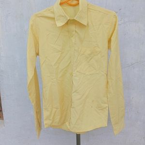 Light Yellow 💛 Shirt