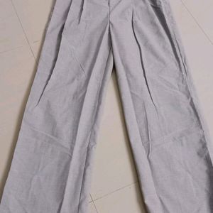 High waist trousers with belt