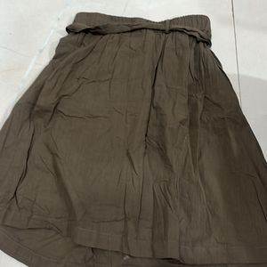 Knot Buttoned Skirt