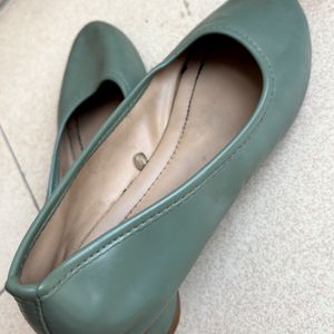 Olive Green Flat Ballies