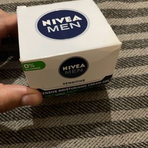 Nivea men sensitive intensive moisturising cream