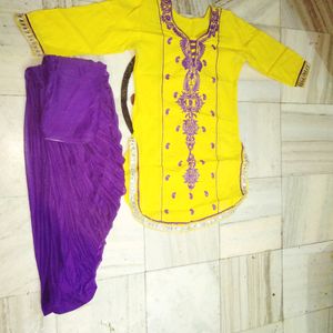 Dark Brinjal 💜Patilya Salwar Wid Yellow 💛Kurti.