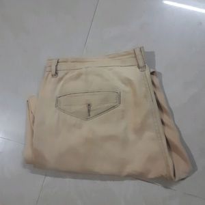 Pants which was used frequently.