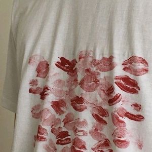 Kiss Tshirt