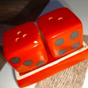 Crocary Dice Salt Container