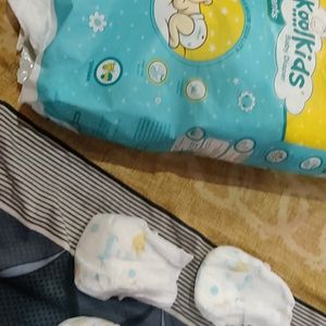 Pack Of 10, New Born Baby Diapers Upto 3Kg Comfortable Baby pants