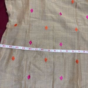 Elegant Phulkari Kurta