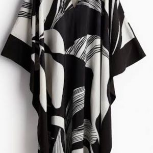 H&M B/W Kaftan