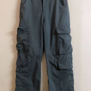 Bershka Cargo Pant