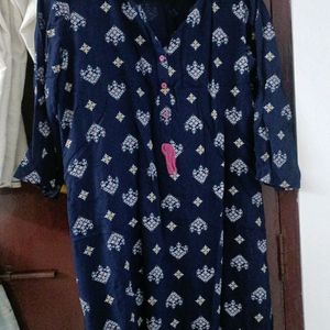 Avaasa Navy Blue Kurti