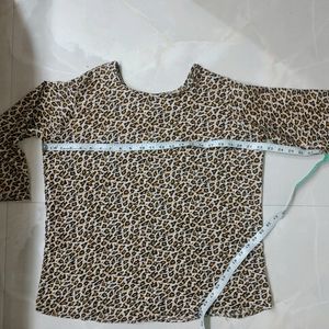 Leopard print Top