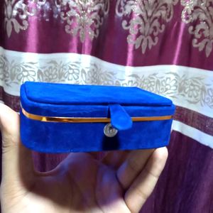 Cute Velvet Ring Organiser Box