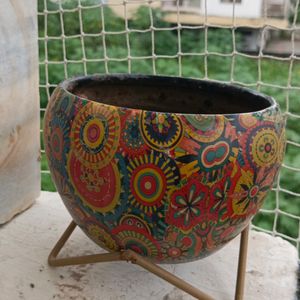 Metal Flower Pot With Stand | Colourful Gamla