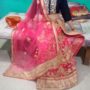 Bridal Rani Colour Lahenga With Chuni