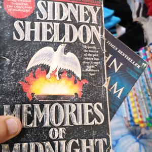 Vintage Books Sidney Sheldon And John Grisham.