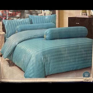 double bed sheet total 4 pillows cover 2 round