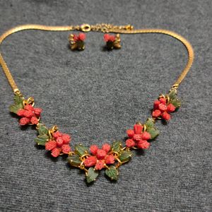 Pretty Red Coral And Green Jade Gold Plated Flower