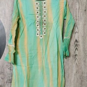 Beautiful Kurti Set With Dupatta