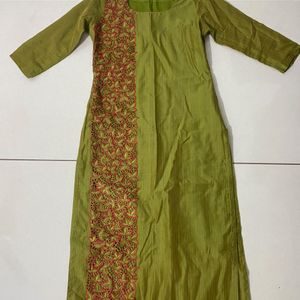 Green Kruti With Patch Work