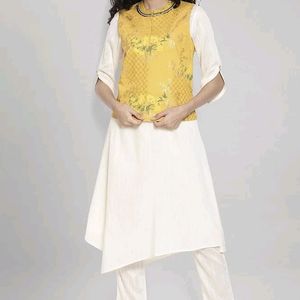 Aurelia Yellow Gillet Ivory Inner Trousers Set - X