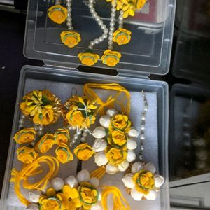 1Jwellery Set of Necklace+Tikka+Earrings+Braclet