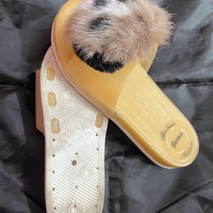 comfortable and soft fur slippers
