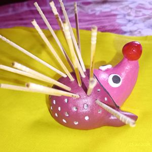 Porcupine Toothpick Or Agarbatti Holder