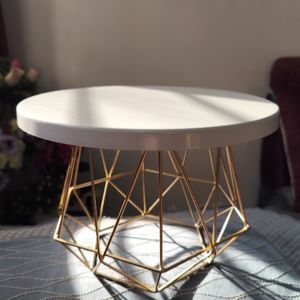 Cake Stand with Metal Base