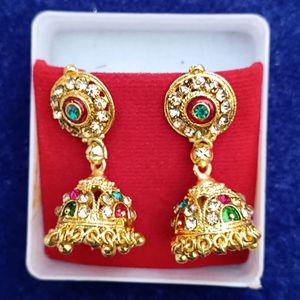 Golden Dimand Earrings.