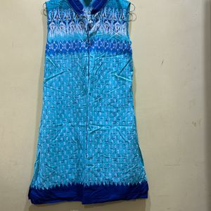 Aurelia Straight Kurta Size M