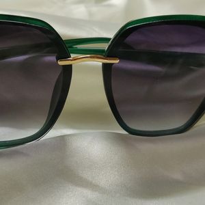 Green Frame Women Sunglasses..