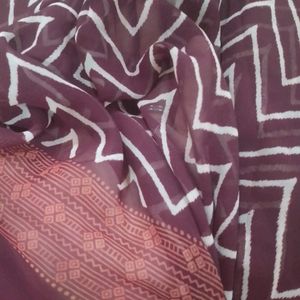 Zigzag Pattern Saree