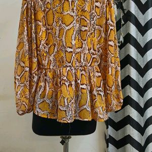 Pluss Plus Size Yellow Top