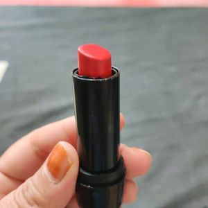 Elle 18 Color Pops Matte Lipstick