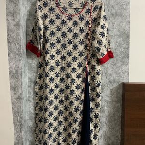 Off White Blue-red Detailed Long Kurta(xl)