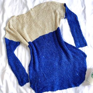 Pinterest Sequence Blue & Cream Pullover Top