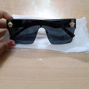 VERSACE Luxury Brand New Sunglasses 🕶️😎