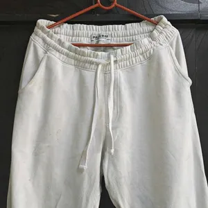 MENS WHITE PULL AND BEAR LOOSE FIT TRACK PANT