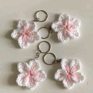 4 Keychain Flower Crochet