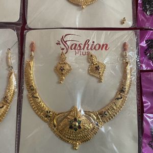 Moti, Diamond Necklace Set With Earrings Mangtika