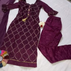 It's Is A Very Pretty Purple Colour Kurta