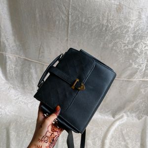 Sling Bag