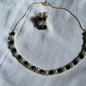 Emerald Natural pearl set