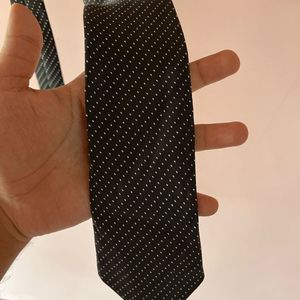 Tie